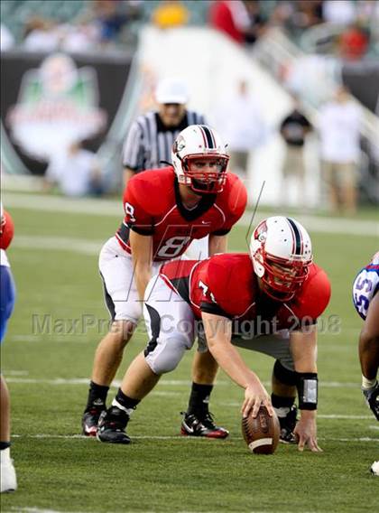 Thumbnail 2 in Colerain vs. McKeesport (Kirk Herbstreit Varsity Football Series) photogallery.