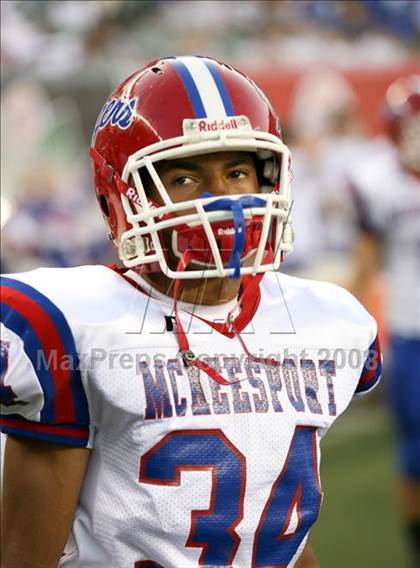 Thumbnail 1 in Colerain vs. McKeesport (Kirk Herbstreit Varsity Football Series) photogallery.