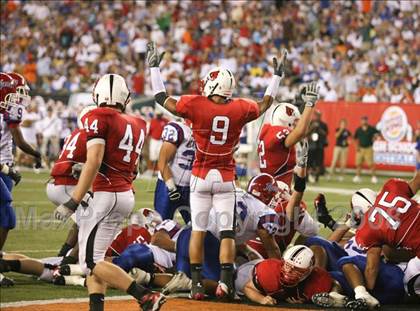 Thumbnail 2 in Colerain vs. McKeesport (Kirk Herbstreit Varsity Football Series) photogallery.