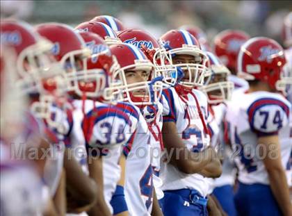 Thumbnail 2 in Colerain vs. McKeesport (Kirk Herbstreit Varsity Football Series) photogallery.