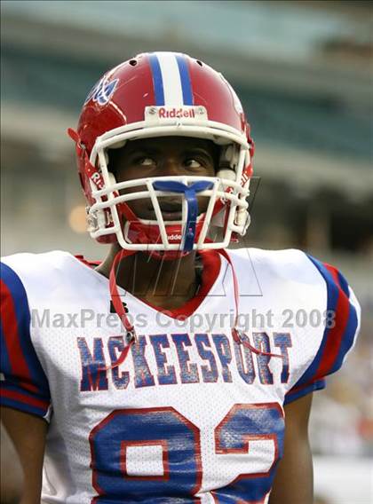 Thumbnail 2 in Colerain vs. McKeesport (Kirk Herbstreit Varsity Football Series) photogallery.