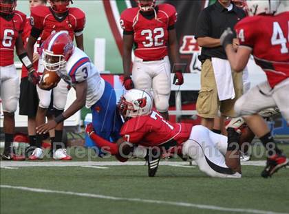 Thumbnail 2 in Colerain vs. McKeesport (Kirk Herbstreit Varsity Football Series) photogallery.