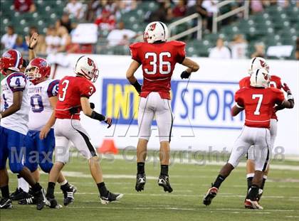 Thumbnail 1 in Colerain vs. McKeesport (Kirk Herbstreit Varsity Football Series) photogallery.