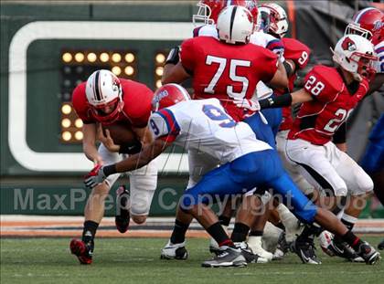 Thumbnail 3 in Colerain vs. McKeesport (Kirk Herbstreit Varsity Football Series) photogallery.