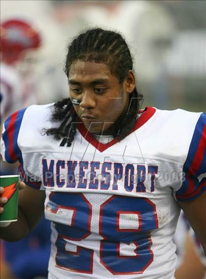 Thumbnail 1 in Colerain vs. McKeesport (Kirk Herbstreit Varsity Football Series) photogallery.