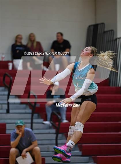 Thumbnail 1 in Gulf Coast vs Braden River (FHSAA 5A Region 3 Regional Semifinal) photogallery.