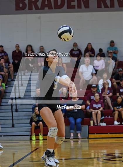 Thumbnail 2 in Gulf Coast vs Braden River (FHSAA 5A Region 3 Regional Semifinal) photogallery.