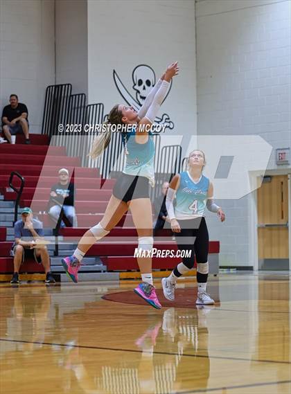 Thumbnail 3 in Gulf Coast vs Braden River (FHSAA 5A Region 3 Regional Semifinal) photogallery.
