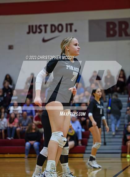 Thumbnail 2 in Gulf Coast vs Braden River (FHSAA 5A Region 3 Regional Semifinal) photogallery.