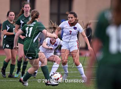 Thumbnail 1 in St. Ignatius vs. Sacred Heart Cathedral Prep photogallery.