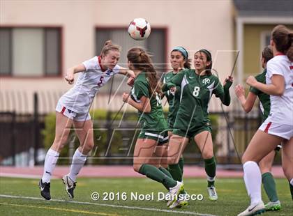Thumbnail 1 in St. Ignatius vs. Sacred Heart Cathedral Prep photogallery.