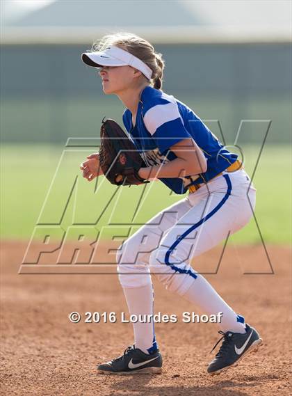 Thumbnail 3 in Pflugerville @ Hendrickson photogallery.