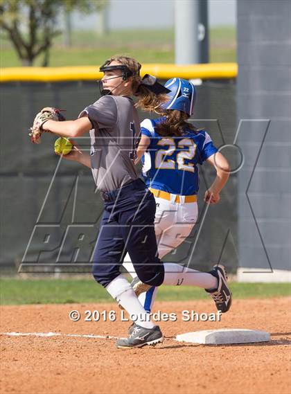 Thumbnail 1 in Pflugerville @ Hendrickson photogallery.