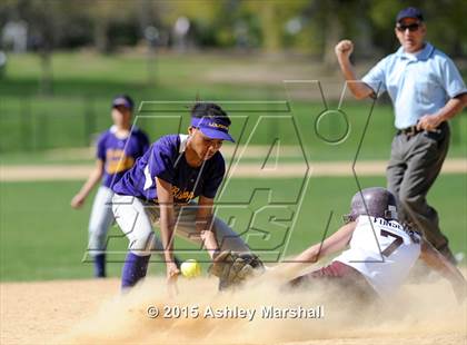 Thumbnail 1 in St. Saviour vs. Bishop Loughlin photogallery.