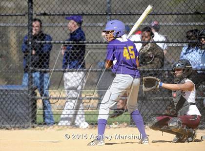 Thumbnail 2 in St. Saviour vs. Bishop Loughlin photogallery.