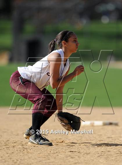 Thumbnail 3 in St. Saviour vs. Bishop Loughlin photogallery.