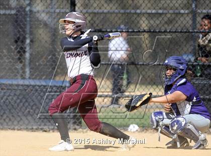 Thumbnail 3 in St. Saviour vs. Bishop Loughlin photogallery.