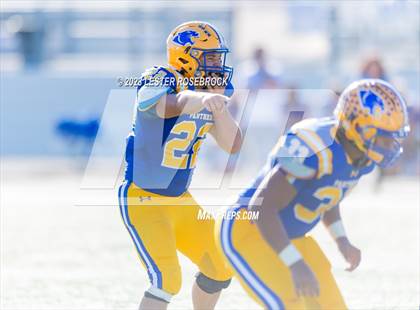 Thumbnail 2 in Goliad @ Blanco (UIL 3A D1 Regional Playoffs) photogallery.