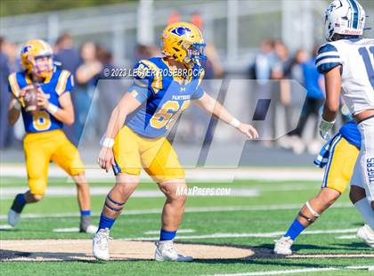 Thumbnail 2 in Goliad @ Blanco (UIL 3A D1 Regional Playoffs) photogallery.