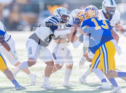 Thumbnail 2 in Goliad @ Blanco (UIL 3A D1 Regional Playoffs) photogallery.