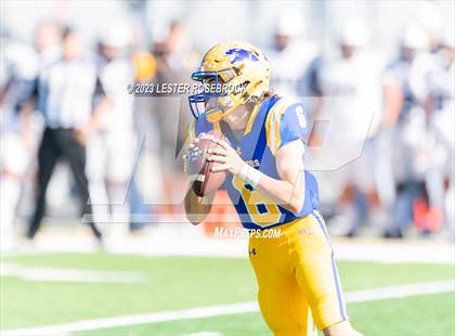 Thumbnail 3 in Goliad @ Blanco (UIL 3A D1 Regional Playoffs) photogallery.