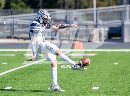 Thumbnail 2 in Goliad @ Blanco (UIL 3A D1 Regional Playoffs) photogallery.