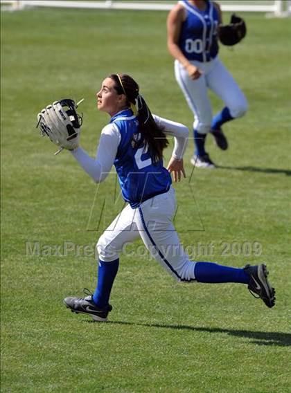 Thumbnail 1 in La Habra vs. Temescal Canyon (Woodbridge Classic) photogallery.
