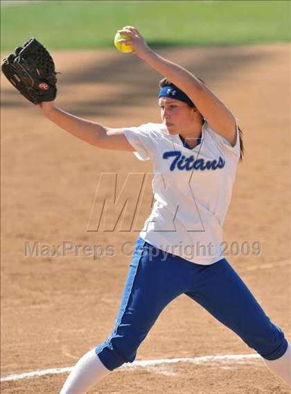 Thumbnail 2 in La Habra vs. Temescal Canyon (Woodbridge Classic) photogallery.