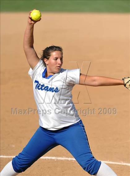 Thumbnail 2 in La Habra vs. Temescal Canyon (Woodbridge Classic) photogallery.