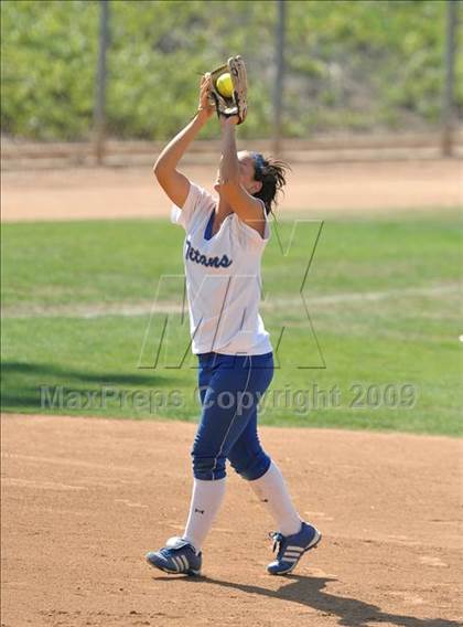 Thumbnail 1 in La Habra vs. Temescal Canyon (Woodbridge Classic) photogallery.