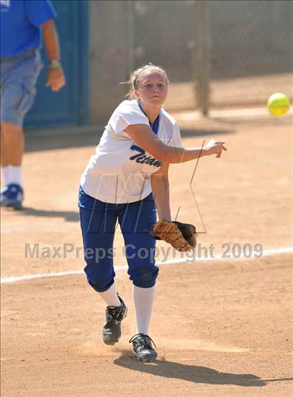 Thumbnail 1 in La Habra vs. Temescal Canyon (Woodbridge Classic) photogallery.