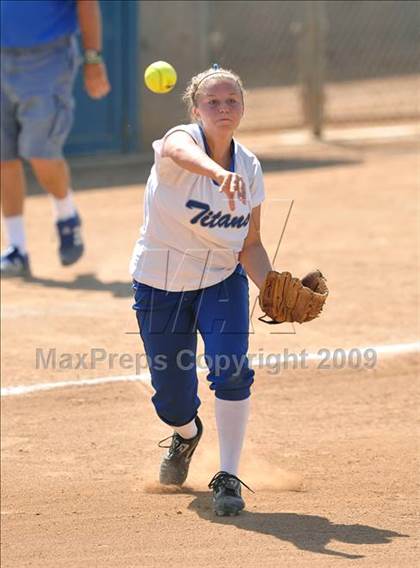 Thumbnail 3 in La Habra vs. Temescal Canyon (Woodbridge Classic) photogallery.