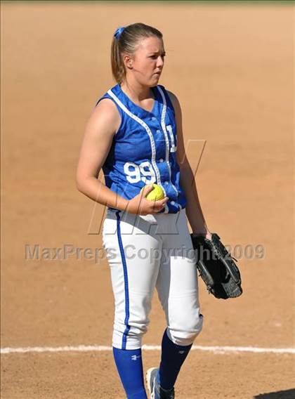 Thumbnail 2 in La Habra vs. Temescal Canyon (Woodbridge Classic) photogallery.