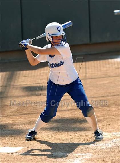 Thumbnail 3 in La Habra vs. Temescal Canyon (Woodbridge Classic) photogallery.