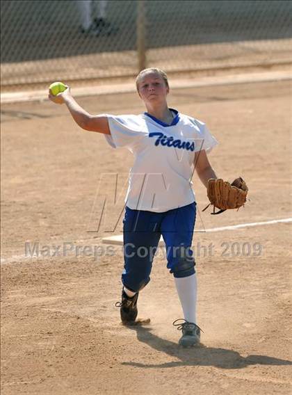Thumbnail 1 in La Habra vs. Temescal Canyon (Woodbridge Classic) photogallery.
