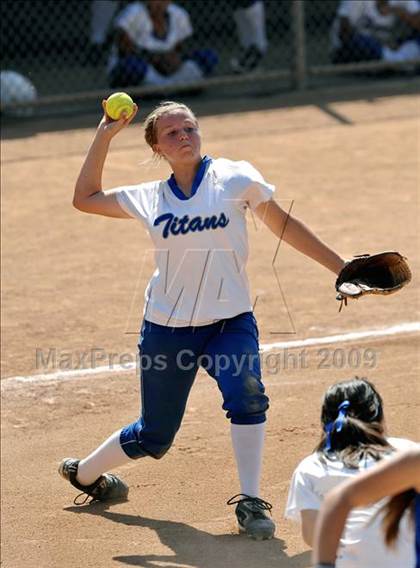 Thumbnail 1 in La Habra vs. Temescal Canyon (Woodbridge Classic) photogallery.