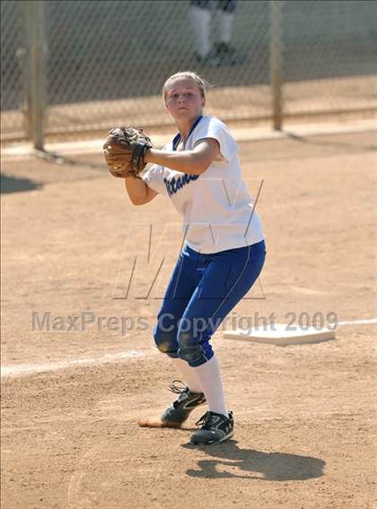 Thumbnail 3 in La Habra vs. Temescal Canyon (Woodbridge Classic) photogallery.