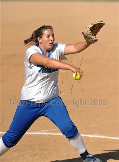 Thumbnail 1 in La Habra vs. Temescal Canyon (Woodbridge Classic) photogallery.
