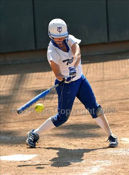 Thumbnail 1 in La Habra vs. Temescal Canyon (Woodbridge Classic) photogallery.