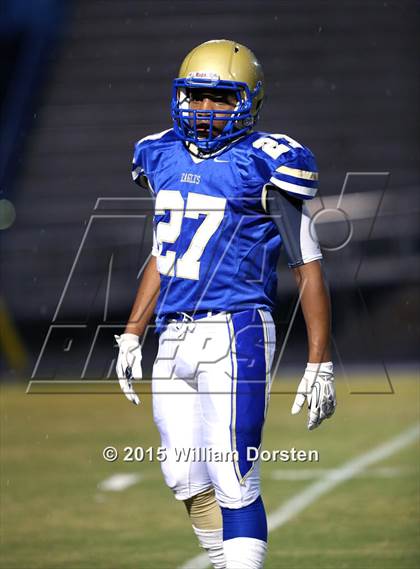 Thumbnail 2 in Independence vs Shelbyville Central photogallery.