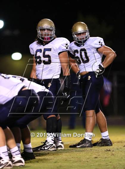 Thumbnail 3 in Independence vs Shelbyville Central photogallery.