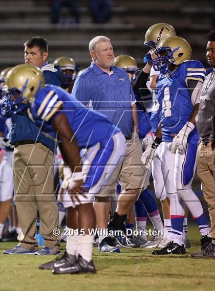 Thumbnail 3 in Independence vs Shelbyville Central photogallery.