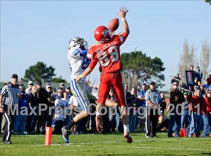 Thumbnail 3 in Fortuna vs. Ferndale (CIF NCS Playoffs) photogallery.