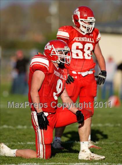 Thumbnail 1 in Fortuna vs. Ferndale (CIF NCS Playoffs) photogallery.
