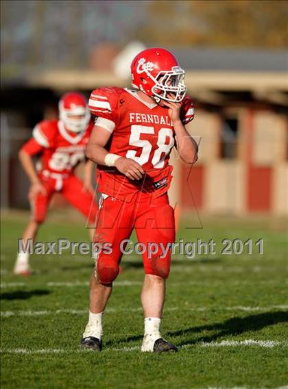 Thumbnail 3 in Fortuna vs. Ferndale (CIF NCS Playoffs) photogallery.