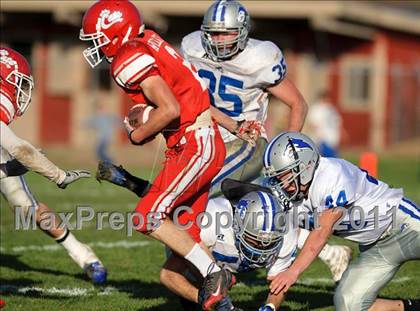 Thumbnail 2 in Fortuna vs. Ferndale (CIF NCS Playoffs) photogallery.