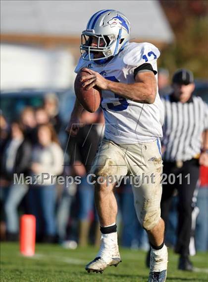 Thumbnail 2 in Fortuna vs. Ferndale (CIF NCS Playoffs) photogallery.