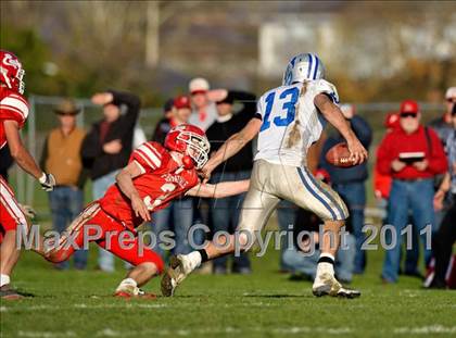Thumbnail 2 in Fortuna vs. Ferndale (CIF NCS Playoffs) photogallery.
