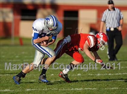 Thumbnail 2 in Fortuna vs. Ferndale (CIF NCS Playoffs) photogallery.