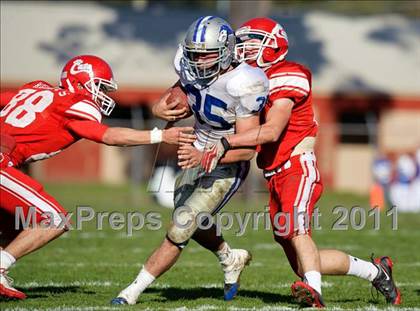 Thumbnail 3 in Fortuna vs. Ferndale (CIF NCS Playoffs) photogallery.